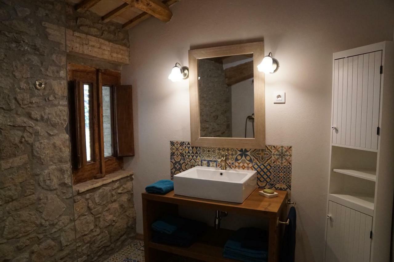 Villa Mas Roca Del Mill Perafita Esterno foto